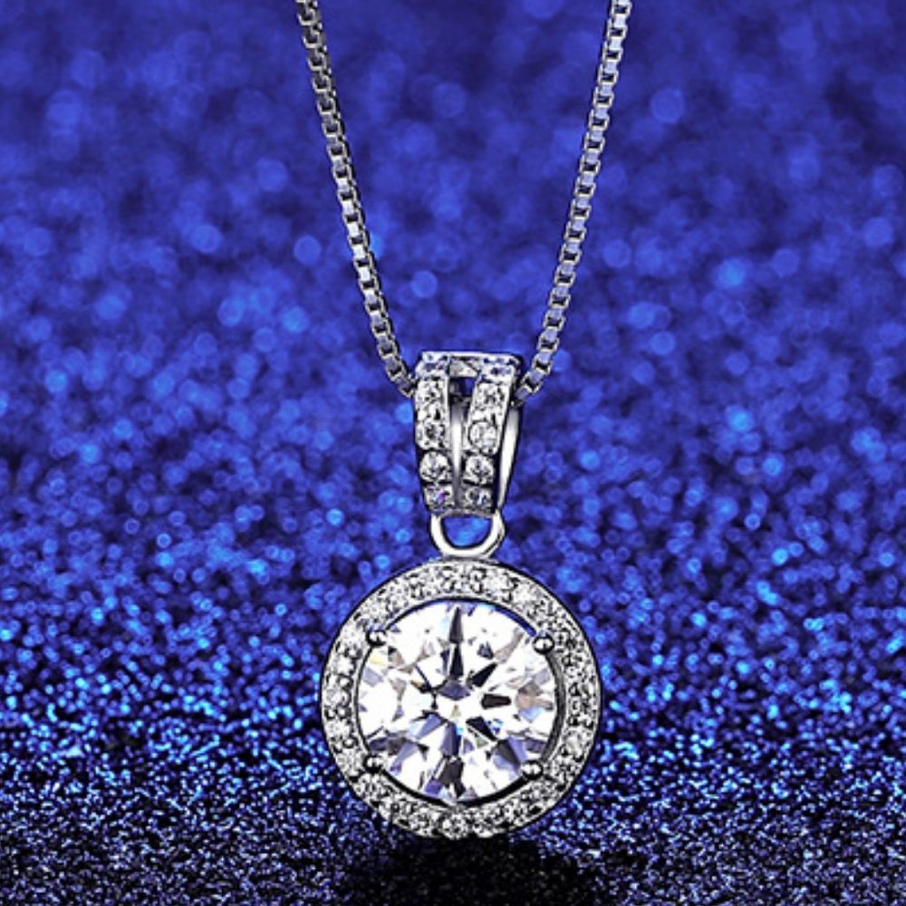 Certified 1ct. t.w. Moissanite Diamond Halo Necklace NEW K - Picture 1 of 12
